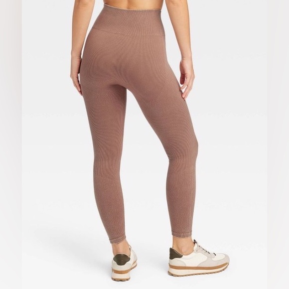 JoyLab Women's High-Rise Ribbed Seamless 7/8 Leggings - Brown - Picture 2 of 3